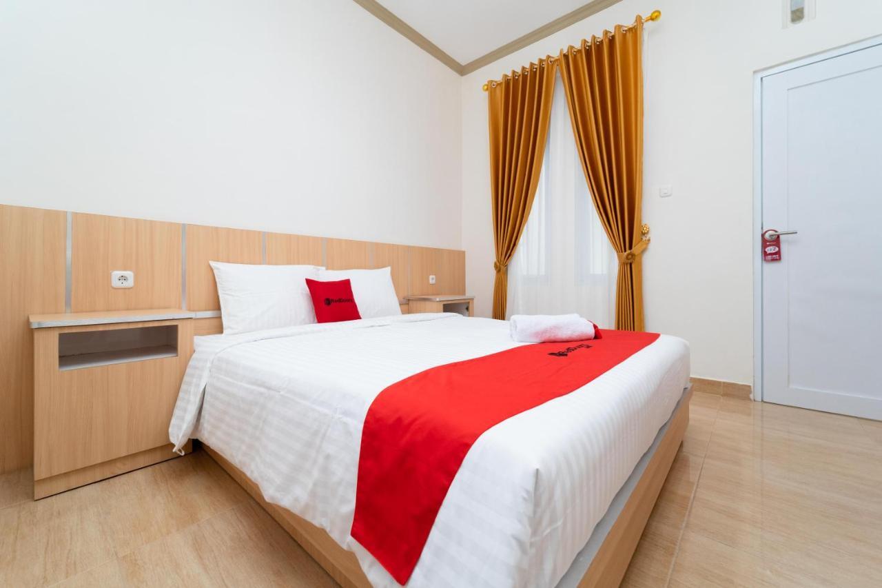Reddoorz Near Griya Agung Palembang Hotel Talang Kelapa Exterior foto