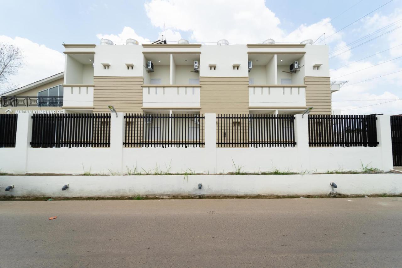 Reddoorz Near Griya Agung Palembang Hotel Talang Kelapa Exterior foto